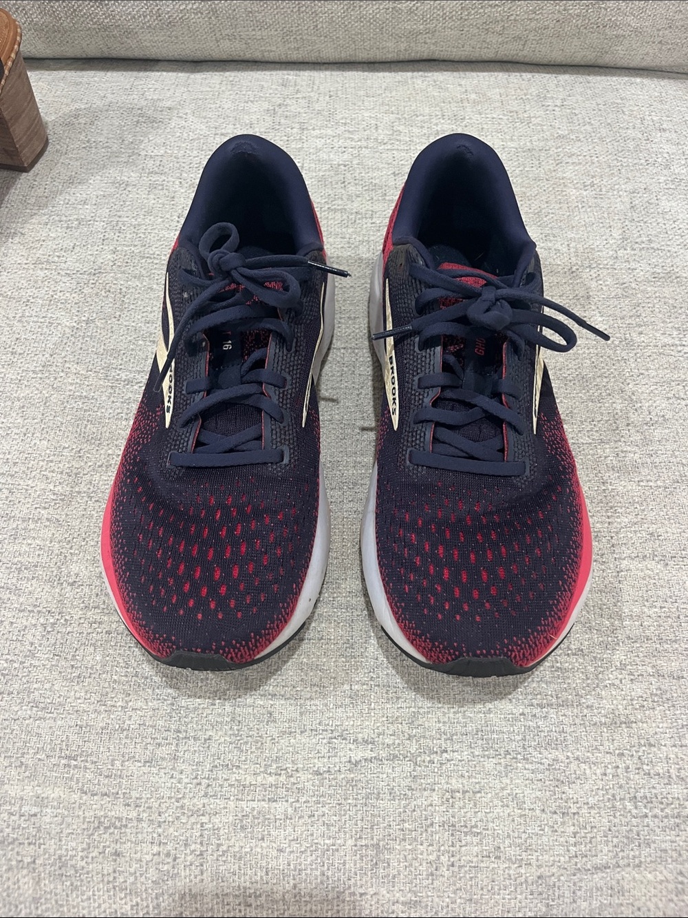 Brooks Women’s Navy and Pink Running Sneakers